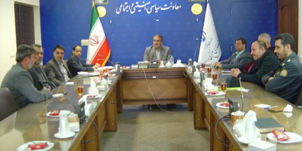 جلسه مشترک کمیسیون قاچاق انسان و کمیسیون پیشگیری و مقابله با تروریسم استان ساعت 8 صبح روز دوشنبه مورخ 1402-12-21 به ریاست آقای رحیمی تبار مدیر کل امنیتی و انتظامی برگزار گردید.