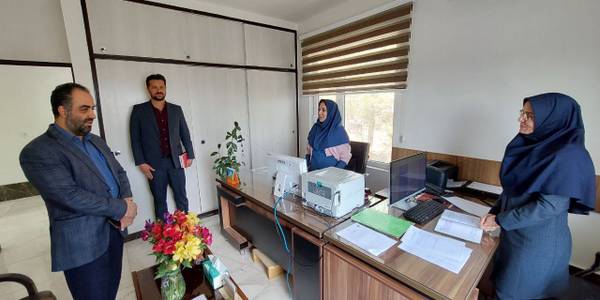 حضور سرپرست فرمانداری شهرستان محلات در اداره منابع طبیعی و آبخیزداری