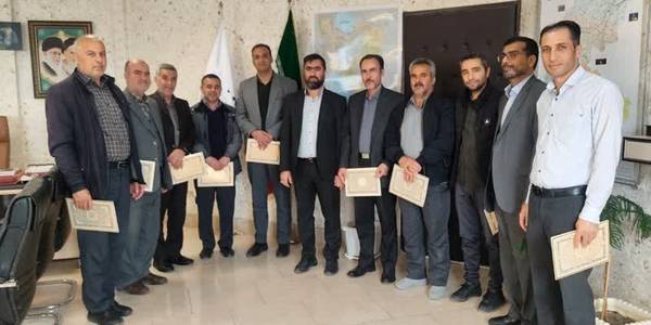 تقدیر و تشکر آقازیارتی فرماندار شهرستان فراهان از هیأت اجرایی انتخابات شهرستان فراهان