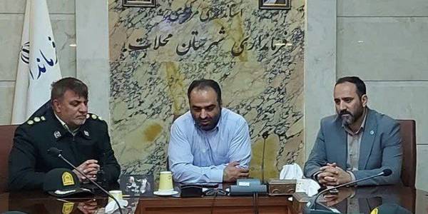 دیدار نوروزی فرمانده و پرسنل فراجا با سرپرست فرمانداری و معاون سیاسی فرمانداری شهرستان محلات