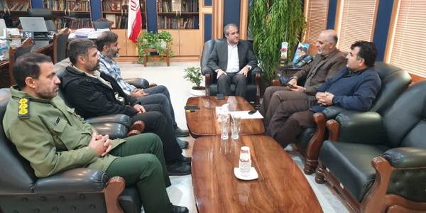 مرور برنامه‌های پیش‌رو در سال ۱۴۰۳ و دیدار نوروزی سرهنگ مهدی فرمانده ناحیه مقاومت بسیج شهرستان ساوه، سرهنگ رنجبر جانشین و همکاران ایشان با مهدی الیاسی معاون استاندار و فرماندار ویژه شهرستان ساوه