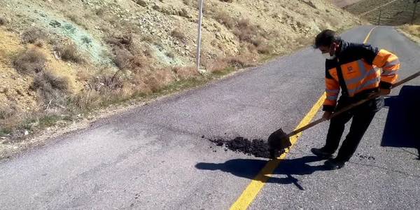 لکه گیری با آسفالت کیسه سرد