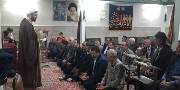 در بیست و پنجمین روز از ماه مبارک رمضان، اتابکی فرماندار، هاشمی فرمانده ناحیه مقاومت بسیج، درودیان بخشدارمرکزی، محمدی مسئول نمایندگی ولی فقیه ناحیه مقاومت بسیج، قشقایی مدیر جهاد کشاورزی و جمعی دیگر از مسئولین شهرستان با حضور در روستای #گوگسگرد ضمن دیدار با اهالی روستا در مراسم افطاری که به همت ناحیه مقاومت بسیج و با مشارکت دهیاری برگزار گردید شرکت نمودند.