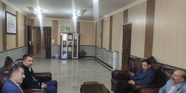 دیدارهای نوروزی مسئولین با فرماندار