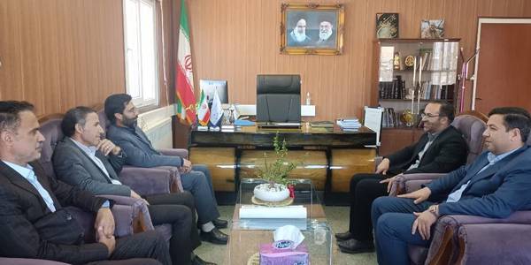 دیدار مدیرکل کار، تعاون و رفاه اجتماعی استان با فرماندار