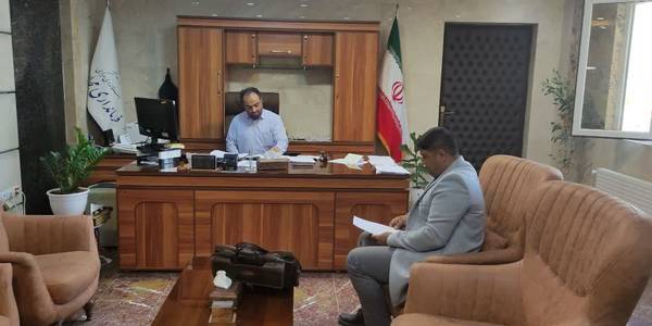 دیدار دهیاران روستاهای گلچشمه و امیرآباد اراضی با سرپرست فرمانداری شهرستان محلات