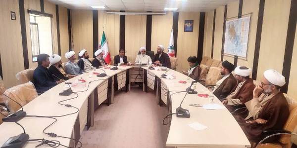 جلسه ائمه جمعه و روحانیون بخش زاویه