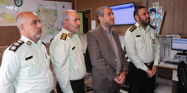 بازدید و بررسی معاون استاندار و فرماندار ویژه شهرستان ساوه از رزمایش طرح عفاف و حجاب؛ طرح نور