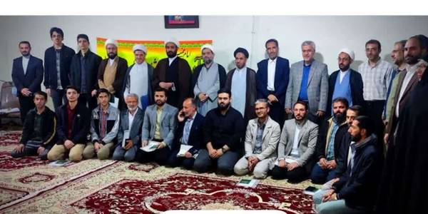 از قاریان مراسم ترتیل خوانی در ماه مبارک رمضان در خمین تجلیل شد