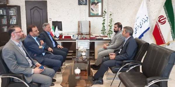 دیدار مهندس اسدی مدیرعامل آب منطقه‌ای استان مرکزی با آقازیارتی فرماندار شهرستان فراهان