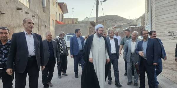 بررسی مسائل و دیدار مردمی فرمانداران و نمایندگان مجلس شورای اسلامی شهرستان‌های ساوه و تفرش