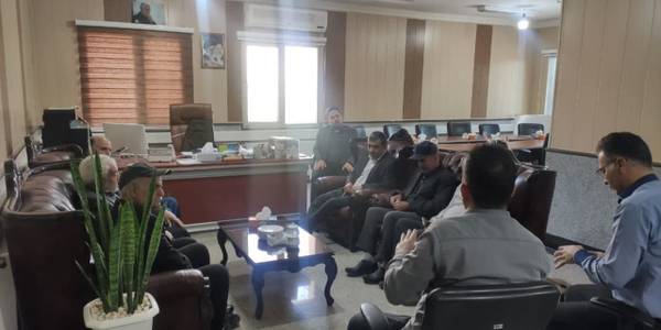 دیدار مردمی با فرماندار در جهت رفع مشکلات