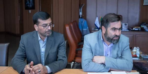 دیدار فرماندار و بخشداران شهرستان فراهان با استاندار مرکزی