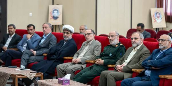 🔹گرامیداشت روز ملی فناوری هسته‌ای با حضور استاندار مرکزی، شامگاه دوشنبه در دانشگاه فنی و حرفه‌ای استان مرکزی برگزار شد.