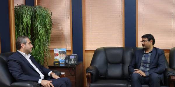 در دیدار رئیس کمیته امداد امام خمینی (ره) با مهدی الیاسی معاون استاندار و فرماندار ویژه شهرستان ساوه عنوان شد : ۳۷۰ خانواده تحت پوشش این نهاد سال گذشته خودکفا شدند.