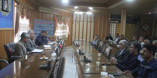 نشست بررسی مسائل و مشکلات حوزه کار و کارگری در شهرستان خمین برگزار شد