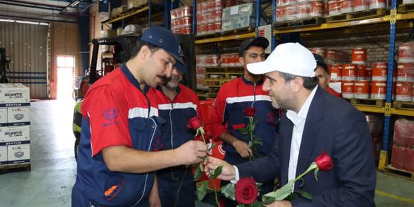بازدید میدانی از سه واحد تولیدی_صنعتی و تشکر از تلاش‌ها و خدمات جامعه بزرگ کارگری