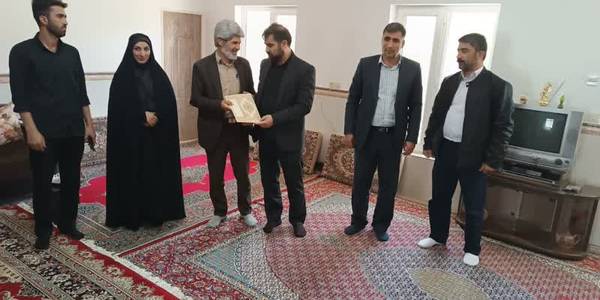 اجرای طرح سپاس به مناسبت هفته کار و کارگر