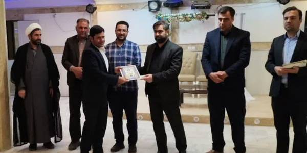 به مناسبت نهم اردیبهشت ماه سالگرد تاسیس نهاد شورای اسلامی