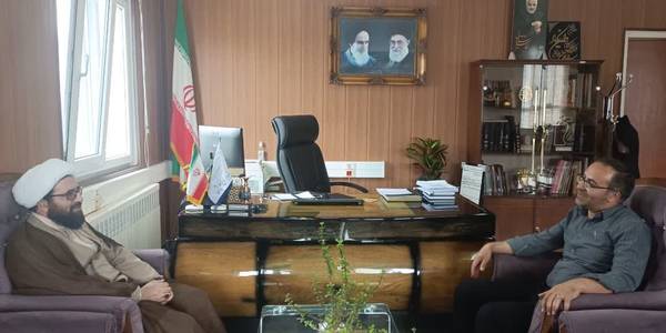 دیدار دبیر ستاد اقامه نماز استان با فرماندار