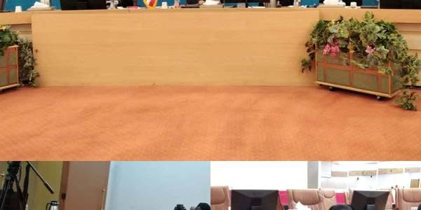 نشست فصلی و دو روزه مدیران کل بانوان و خانواده استانداریهای سراسر کشور در وزارت کشور-

 به اشتراک گذاری تجارب ، ایده ها و مسائل حوزه زنان وخانواده با اولویت حل مسئله جوانی جمعیت توسط مدیران کل دفاتر اموربانوان وخانواده استانداریهای کشوربا راهبری دکتراختری رئیس مرکز بانوان و خانواده ی وزارت کشور

مهمترین عناوین این نشست عبارت است از:
✅مرور طرح‌تحول خانواده و جمعیت در ۱۴۰۲
✅ گام چهارم برنامه تحول جمعیت درسال ۱۴۰۳
✅بررسی آخرین تحولات جمعیتی کشور و نظام ارزیابی استانها
✅مردمی سازی طرح فتحان و شبکه مردمی جمعیت
✅هم افزایی مدیران
✅کسب و کار خانواده محور
✅زیست عفیفانه و خانواده پایدار
✅بررسی سند تحول زنان و خانواده
چهارشنبه وپنجشنبه ۱۲ و۱۳ اردیبهشت