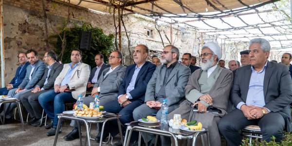 بررسی طرح سرمایه‌گذاری دهکده‌‌ی سلامت تفرش- استاندار: تفرش دارای دو مزیت ویژه‌ی گردشگری و دانشگاهی است.