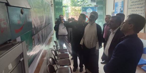 ادای احـترام به مقام شامـخ شهدا