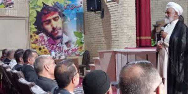 تقدیر  از تعدادی از بسیجیان فعال بخش خرقان در عرصه های مختلف به ویژه عرصه فرهنگی و  جهادی