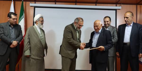 مفاخر جزو عناصر ممیزه و نظام هویتی استان مرکزی هستند- پروفسور قوام‌زاده چهره‌‌ی سرآمد بین‌المللی و افتخار استان