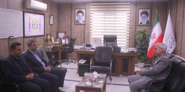 نشست فرماندار شهرستان خمین با مدیر عامل شرکت توزیع برق استان برگزار شد