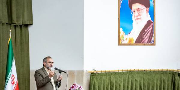 استاندار: طی دو سال 550 میلیارد تومان تجهیزات پزشکی به استان مرکزی وارد شد- آبرسانی به تفرش پیچیده‌ترین طرح آبرسانی کشور