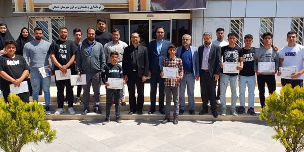 مراسم تجلیل از قهرمانان دو و میدانی شهرستان کمیجان