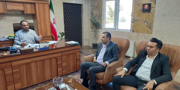 جلسه هماهنگی در خصوص رفع مشکلات پروژه مسکن ۳۲ واحدی معلولین در فرمانداری برگزار شد.