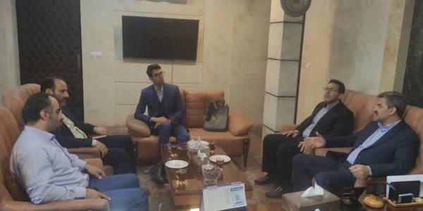 دیدار مدیر عامل شرکت توزیع نیروی برق استان مرکزی با سرپرست فرمانداری شهرستان محلات .