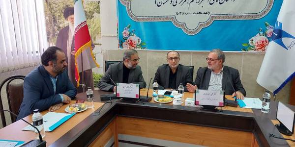 آیین تکریم رییس سابق و معارفه سرپرست دانشگاه آزاد اسلامی استان مرکزی در محلات برگزار شد.