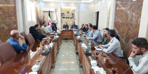 ⭕️ نشست معاون توسعه مدیریت و منابع استانداری مرکزی با کارکنان فرمانداری شهرستان محلات برگزار شد.