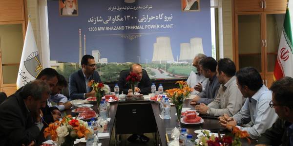 جلسه بررسی مطالعات پدافند غیرعامل تأسیسات نیروگاه حرارتی شازند