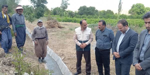 بازدید از کانال انتقال آب در روستای نعمتیه