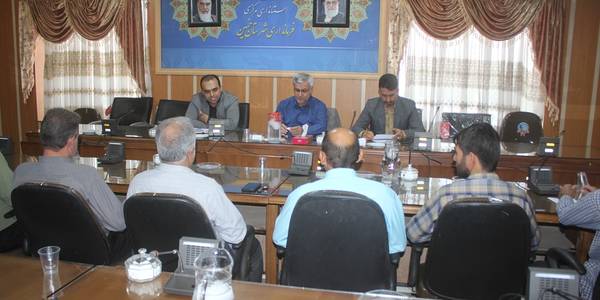 دومین نشست تبیینی بصیرتی با موضوع انتخابات در شهرستان خمین برگزار شد