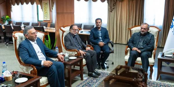 دیدار رئیس سازمان بسیج اصناف کشور با استاندار مرکزی