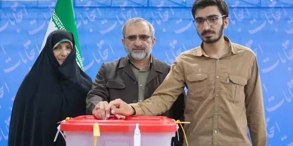 استاندار مرکزی: شور مشارکت قابل لمس است