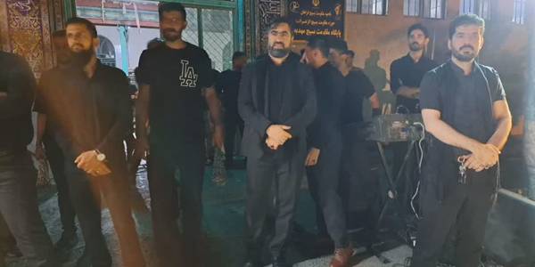 مراسم زنجیرزنی و عزادری شب هفتم