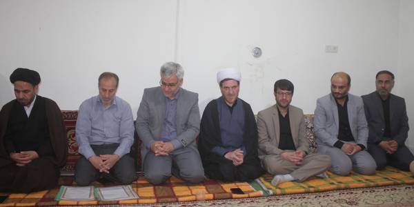 آئین تجلیل از اعضای هیات اجرایی ، نظارت و مسئولان کمیته های انتخابات شهرستان خمین برگزار شد