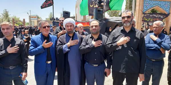 حضور فرماندار شهرستان محلات در جمع عزاداران عاشورای حسینی