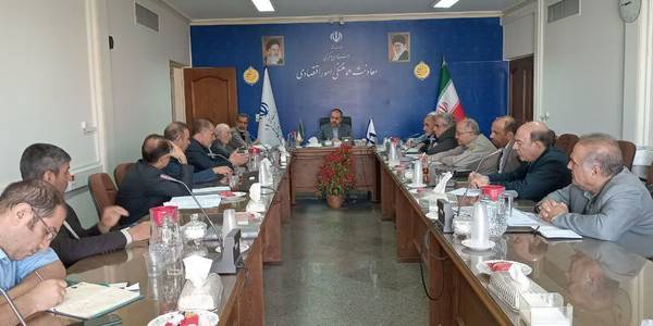 به منظور افزایش بیش از پیش تعامل وتشریک مساعی واحدهای صنعتی استان واستفاده از ظرفیت های تولیدی وخدماتی در جهت همکاری واحد های صنعتی کوچک ،متوسط وبزرگ استان وتشریح پیشرفت ایجاد کنسرسیوم اقتصادی در استان، جلسه ای با برخی از واحدهای صنعتی استان وکنسر سیوم اقتصادی ومدیران پالایشگاه شازند به ریاست میرزاخانی معاون هماهنگی امور اقتصادی وتوسعه منطقه ای برگزار گردید.
در این جلسه ارتباط بیشتر واستفاده از ظرفیتهای طرفین مورد تاکید قرار گرفت.
سه شنبه ۱۴۰۳-۰۵-۰۲