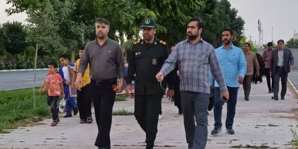 به مناسبت هفته حجاب و عفاف؛ برگزاری پیاده روی و اجتماع بزرگ خانوادگی در شهر فرمهین