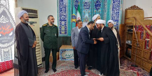 مراسم تکریم و معارفه امام جمعه نیم ور برگزار شد.