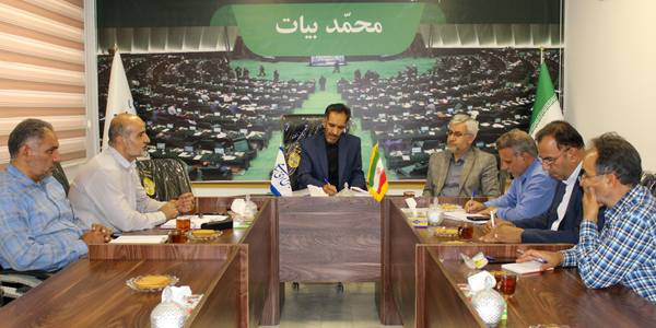 جلسه بررسی مسائل و مشکلات آب شرب در شهرستان خمین برگزار شد