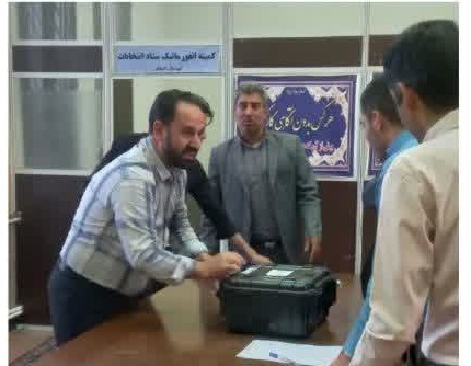 اعزام عوامل اجرایی و نظارتی شعب اخذ رای به محل شعبات