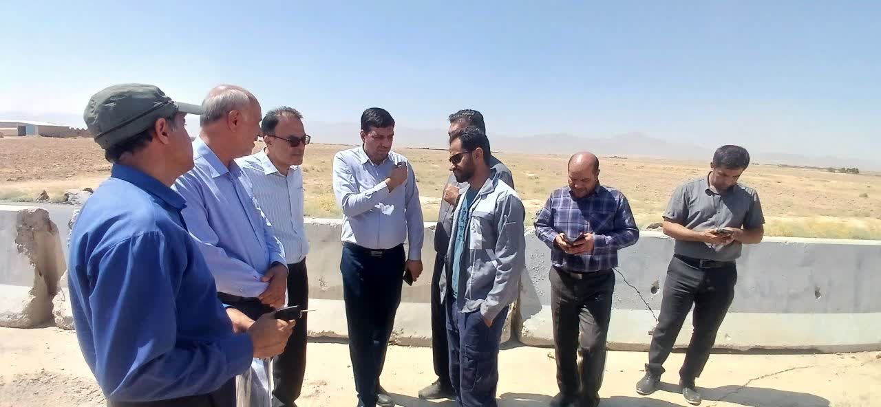 بازدید فرماندار شهرستان اراک به همراه ابراهیمی نماینده مردم شریف شهرستانهای اراک کمیجان وخنداب از زیر گذر محور فراهان